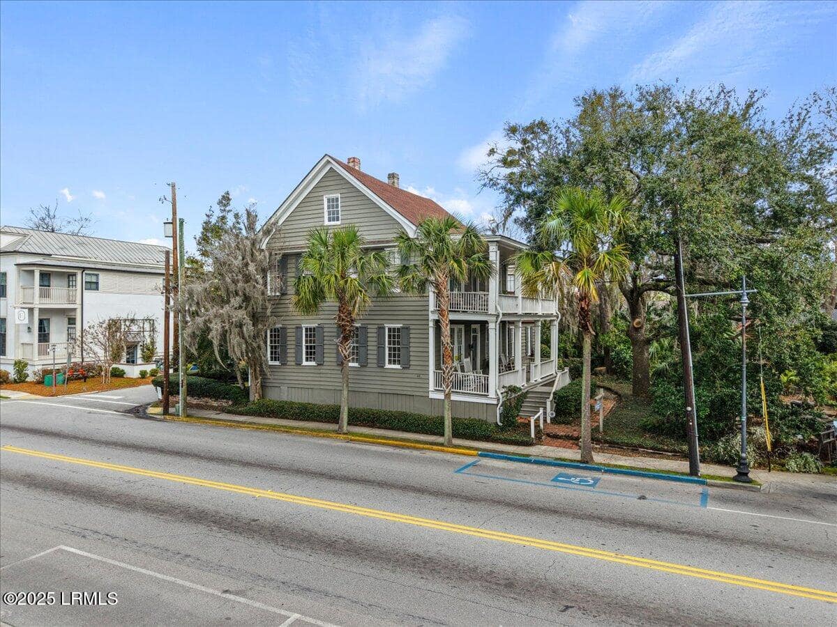 Beaufort, SC, 29902 — photo 1 of 45