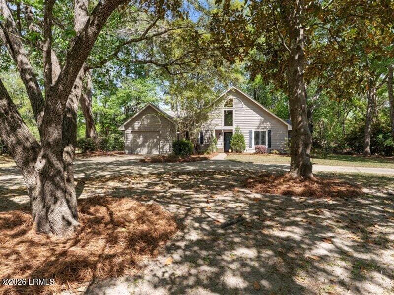 9 Chesterfield Lake Drive, Beaufort, SC 29906 — photo 1 of 26