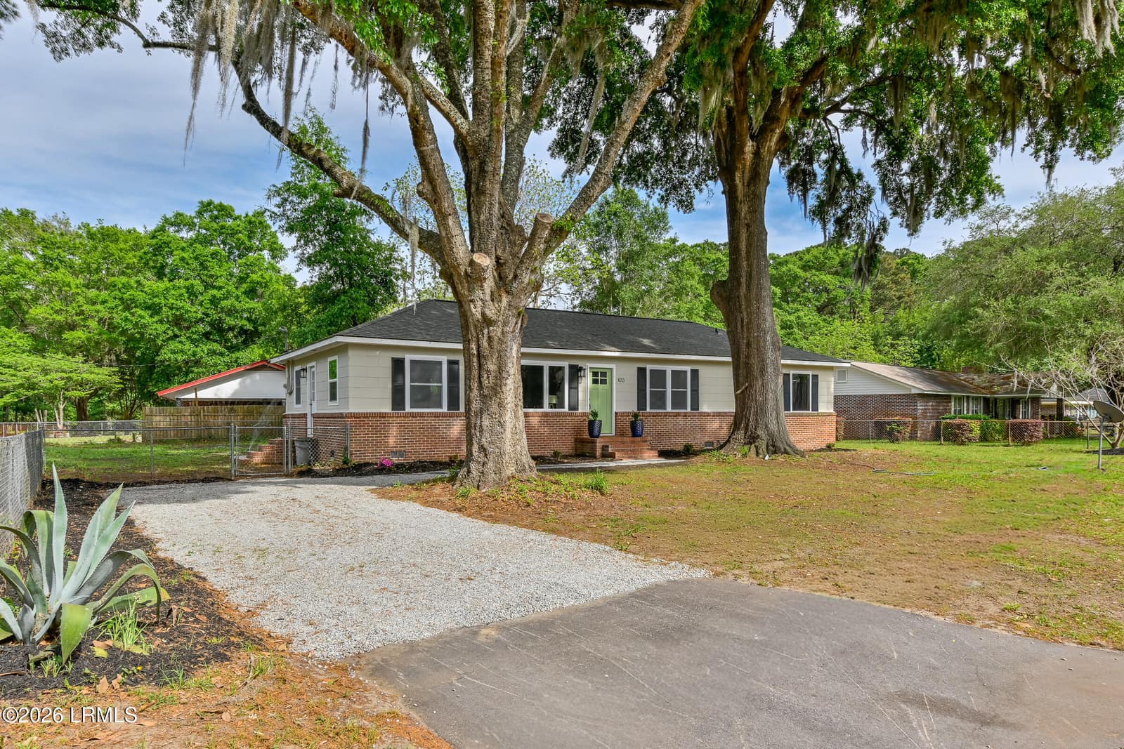 1013 Rentz Street, Beaufort, SC 29906 — photo 1 of 43