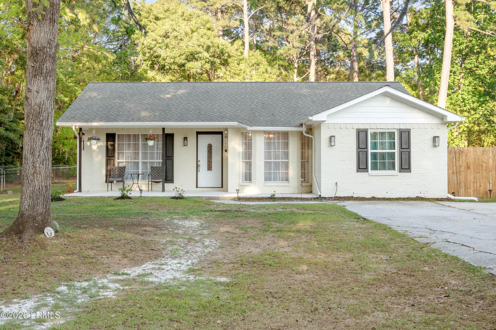 212 Middle Road, Beaufort, SC 29907 — photo 1 of 44
