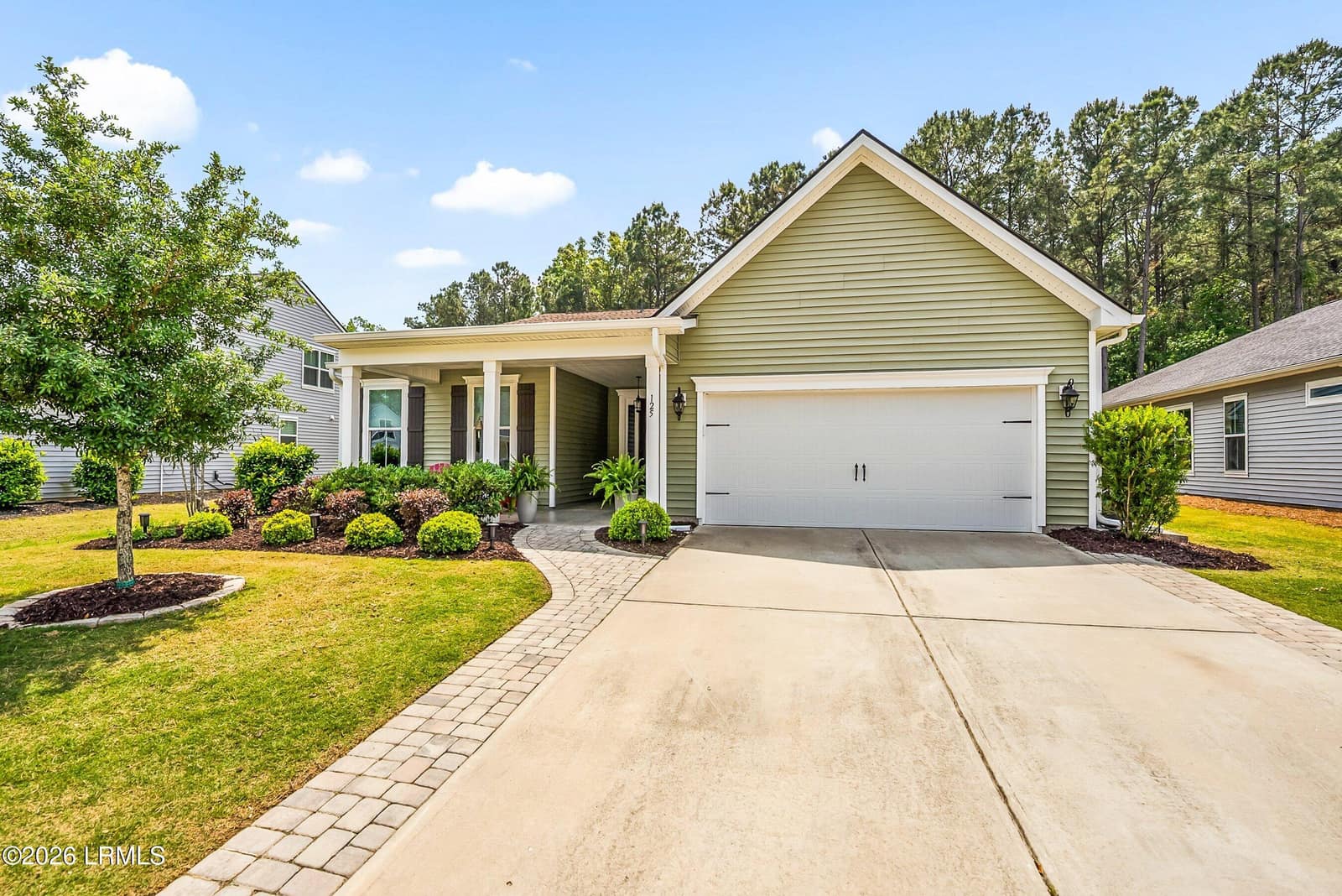 125 Carolina Oaks Avenue, Bluffton, SC 29909 — photo 1 of 32