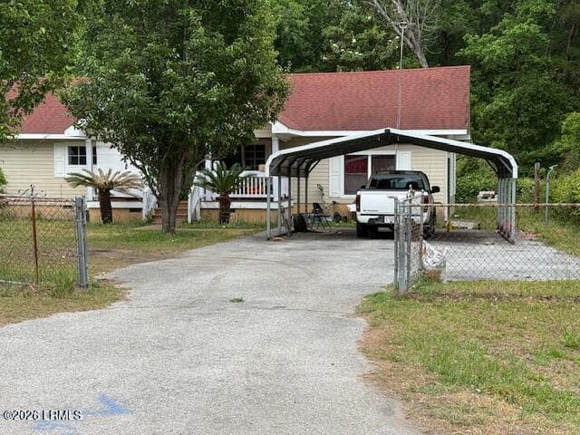 1973 Colonial Avenue, Beaufort, SC 29906 — photo 1 of 25