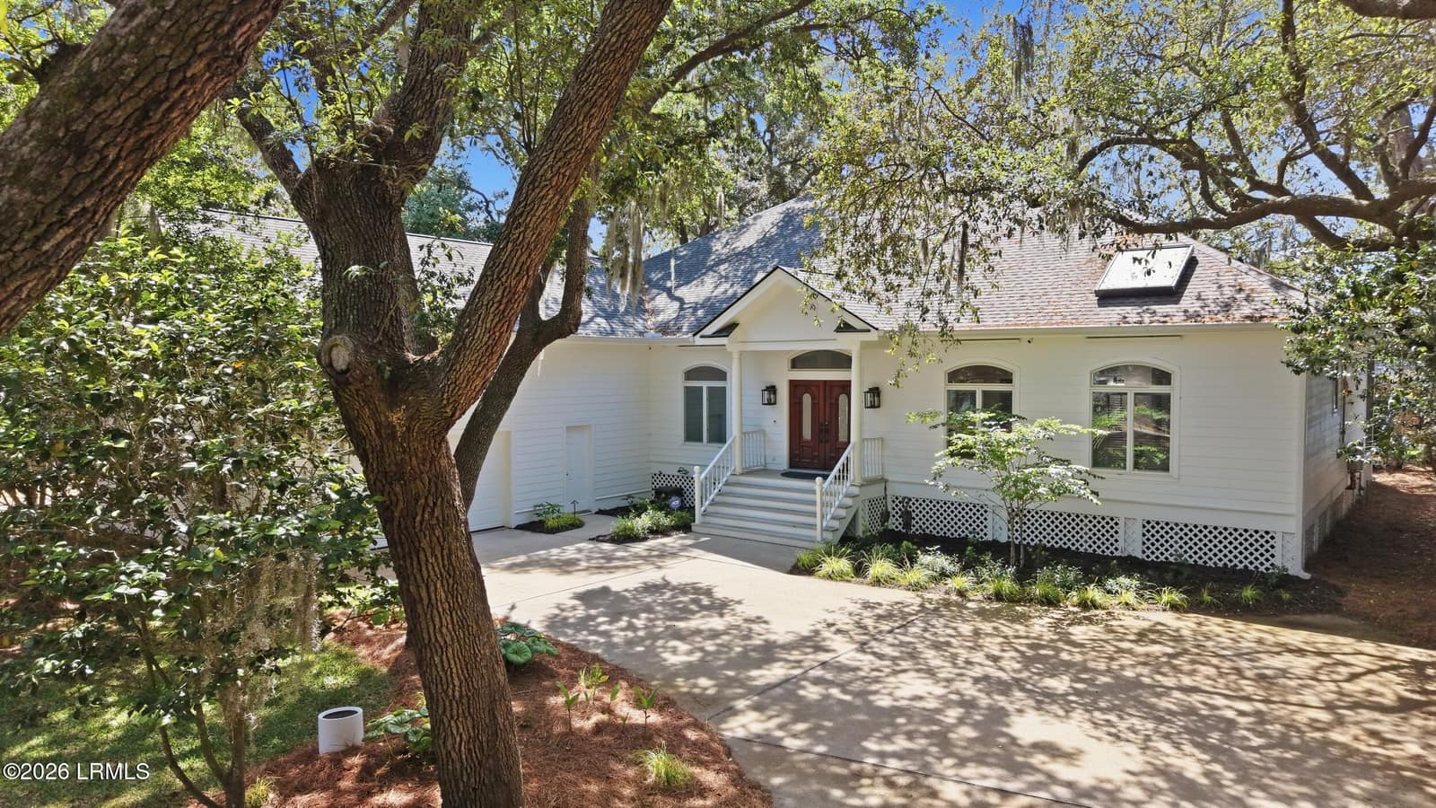 4 Broomfield Lane, Beaufort, SC 29907 — photo 1 of 59
