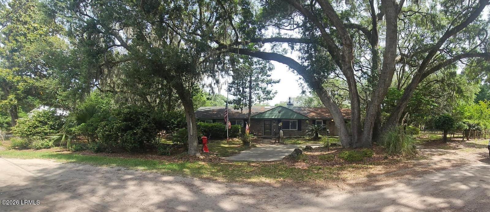 5003 Luella Street, Beaufort, SC 29906 — photo 1 of 30