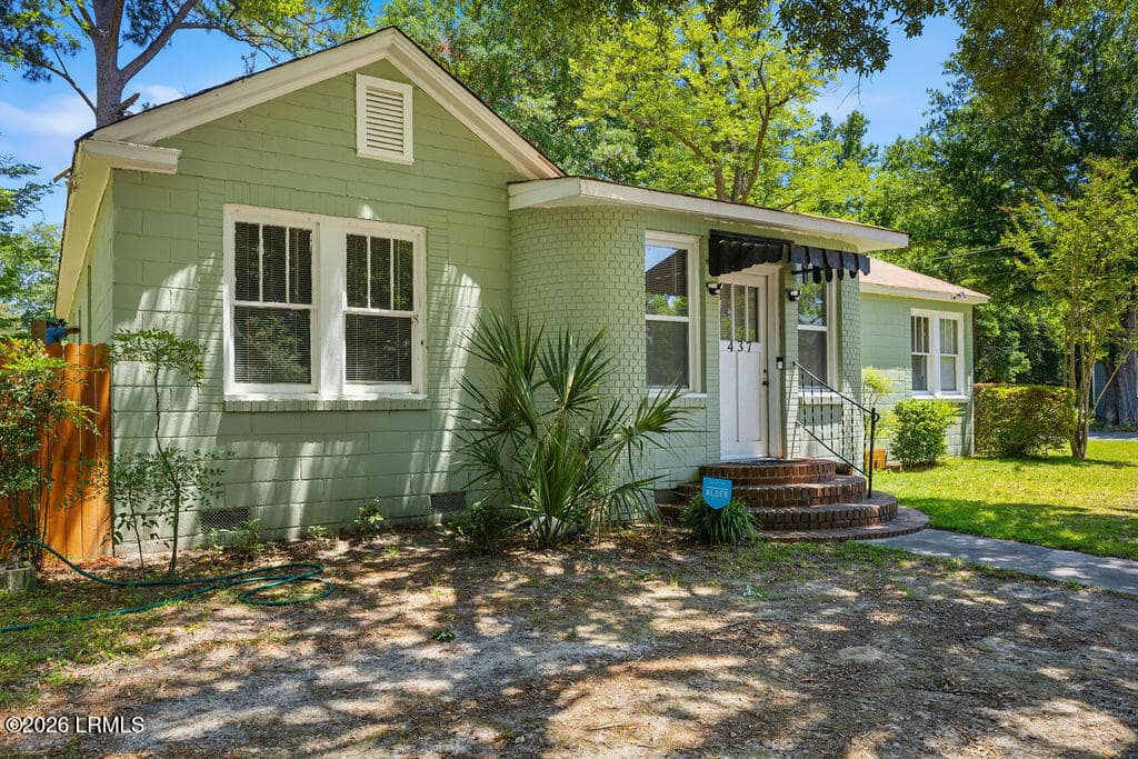 437 Laurens Avenue, Fairfax, SC 29827 — photo 1 of 27