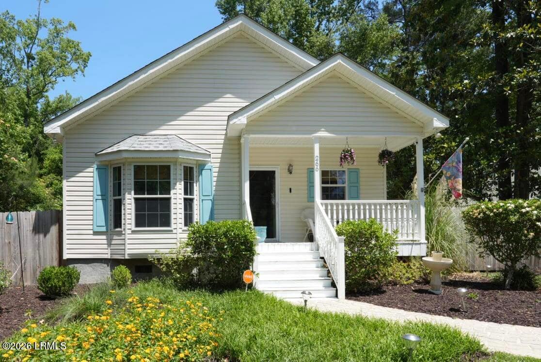 266 Wise Street, Ridgeland, SC 29936 — photo 1 of 31
