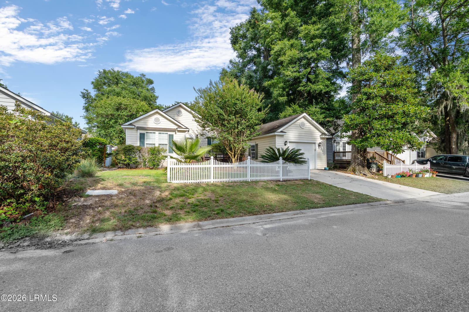 8 Wateree Court, Beaufort, SC 29902 — photo 1 of 51