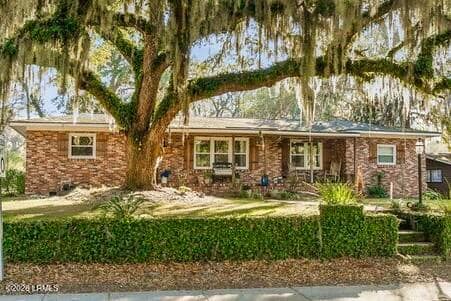 701 Battery Creek Road, Beaufort, SC 29902 — photo 1 of 36