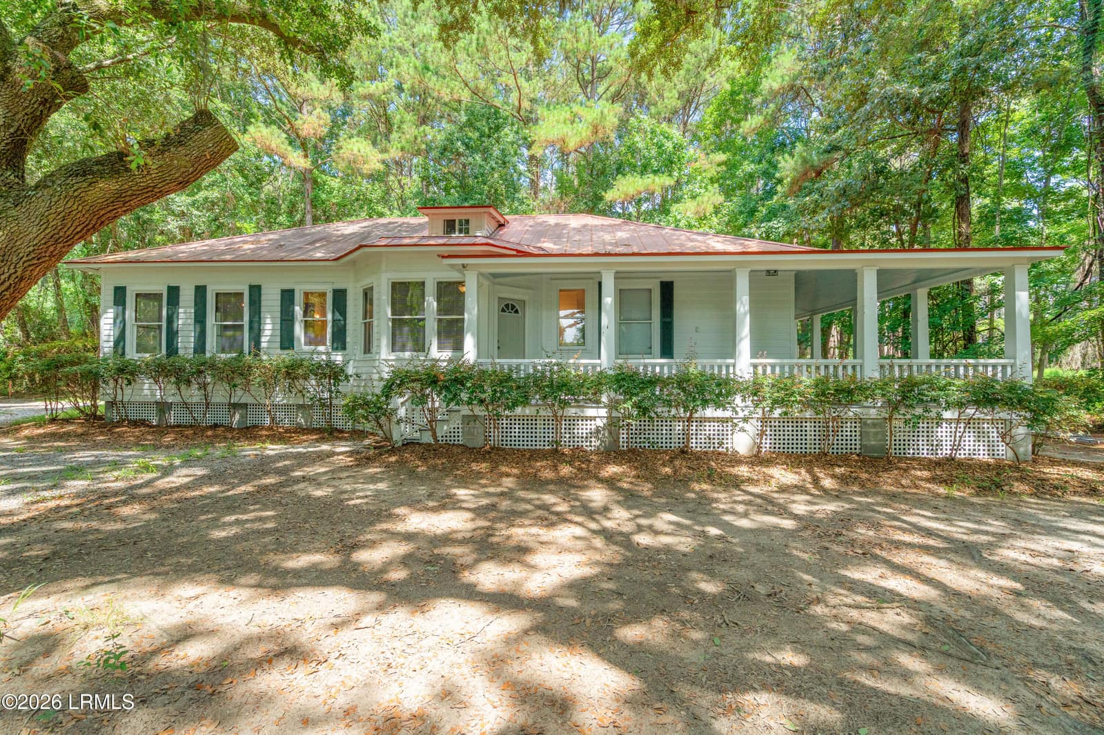 628 Robert Smalls Parkway, Beaufort, SC 29906 — photo 1 of 47