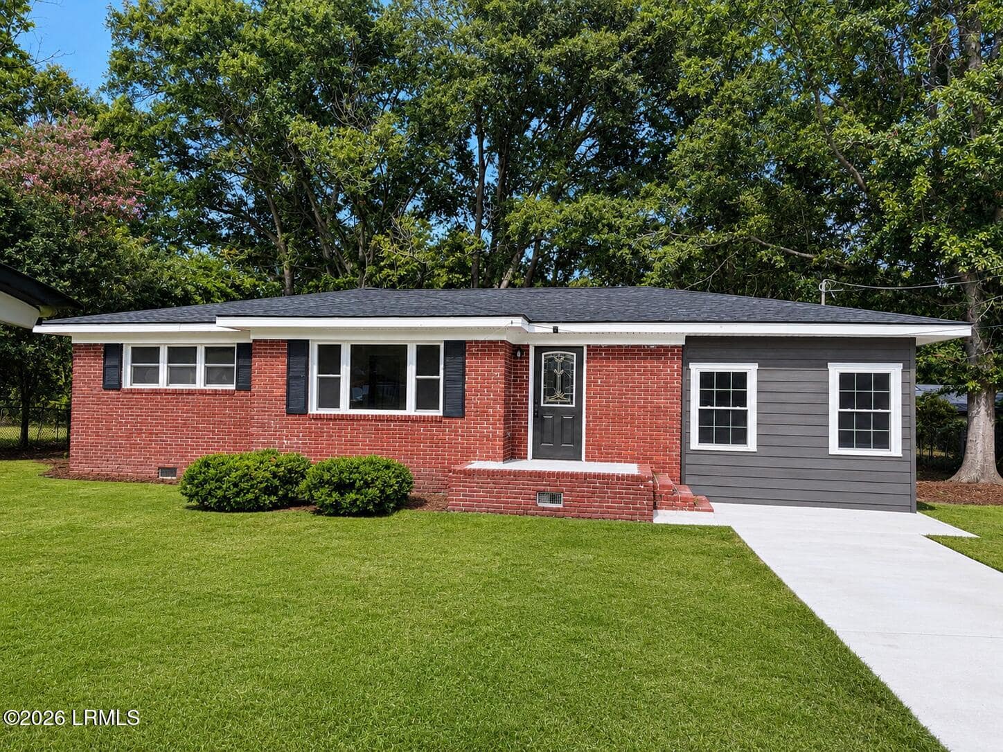 399 Byrd Street S, Fairfax, SC 29827 — photo 1 of 9