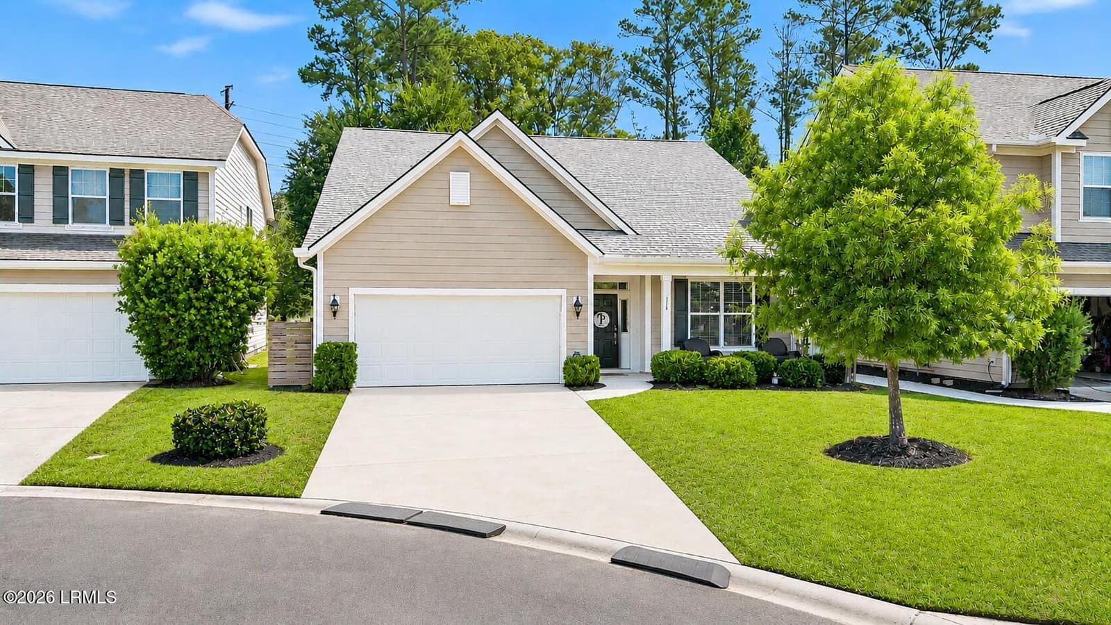334 Green Leaf Way, Bluffton, SC 29910 — photo 1 of 48
