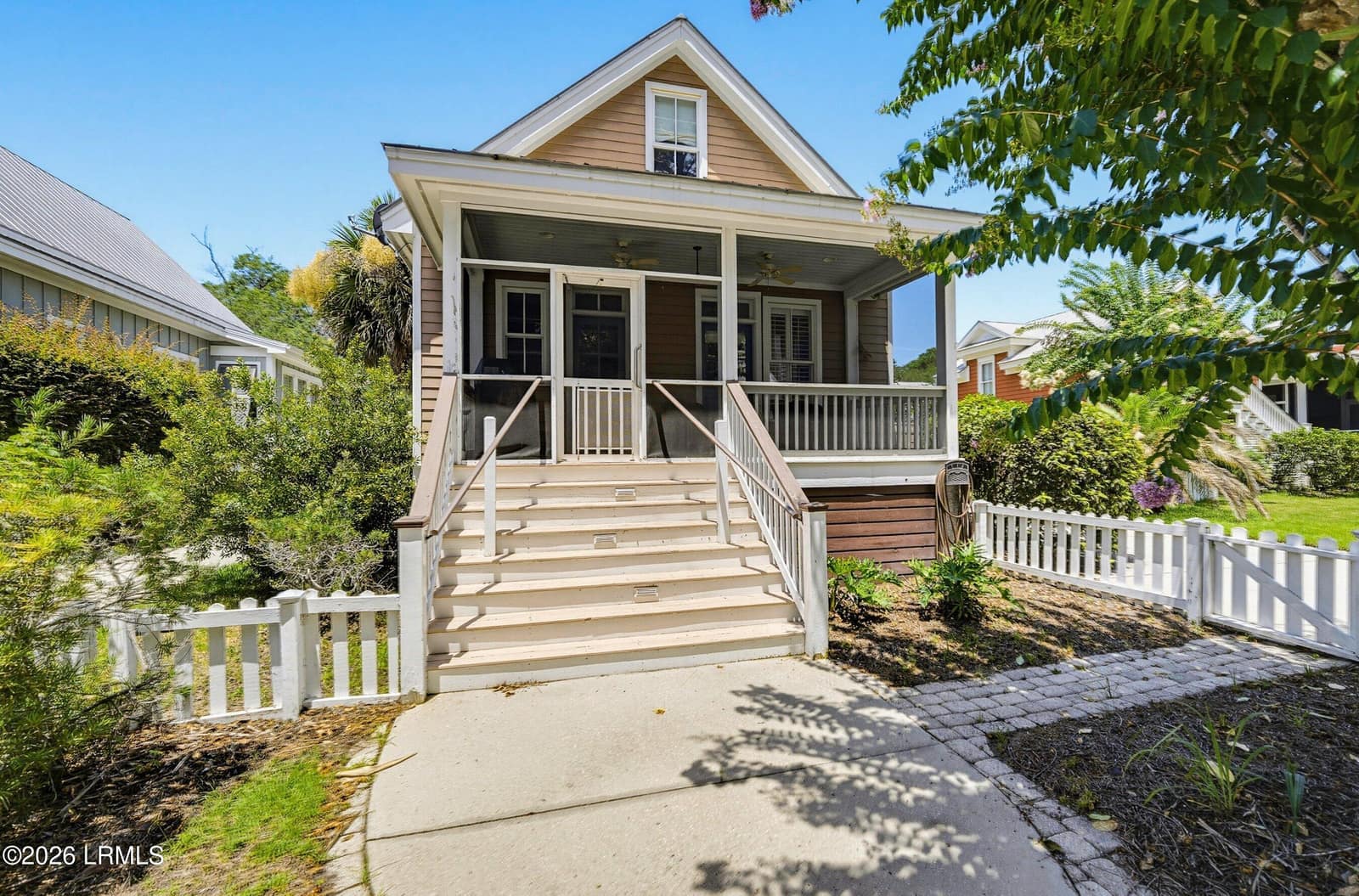 5 Clark Street, Beaufort, SC 29907 — photo 1 of 63