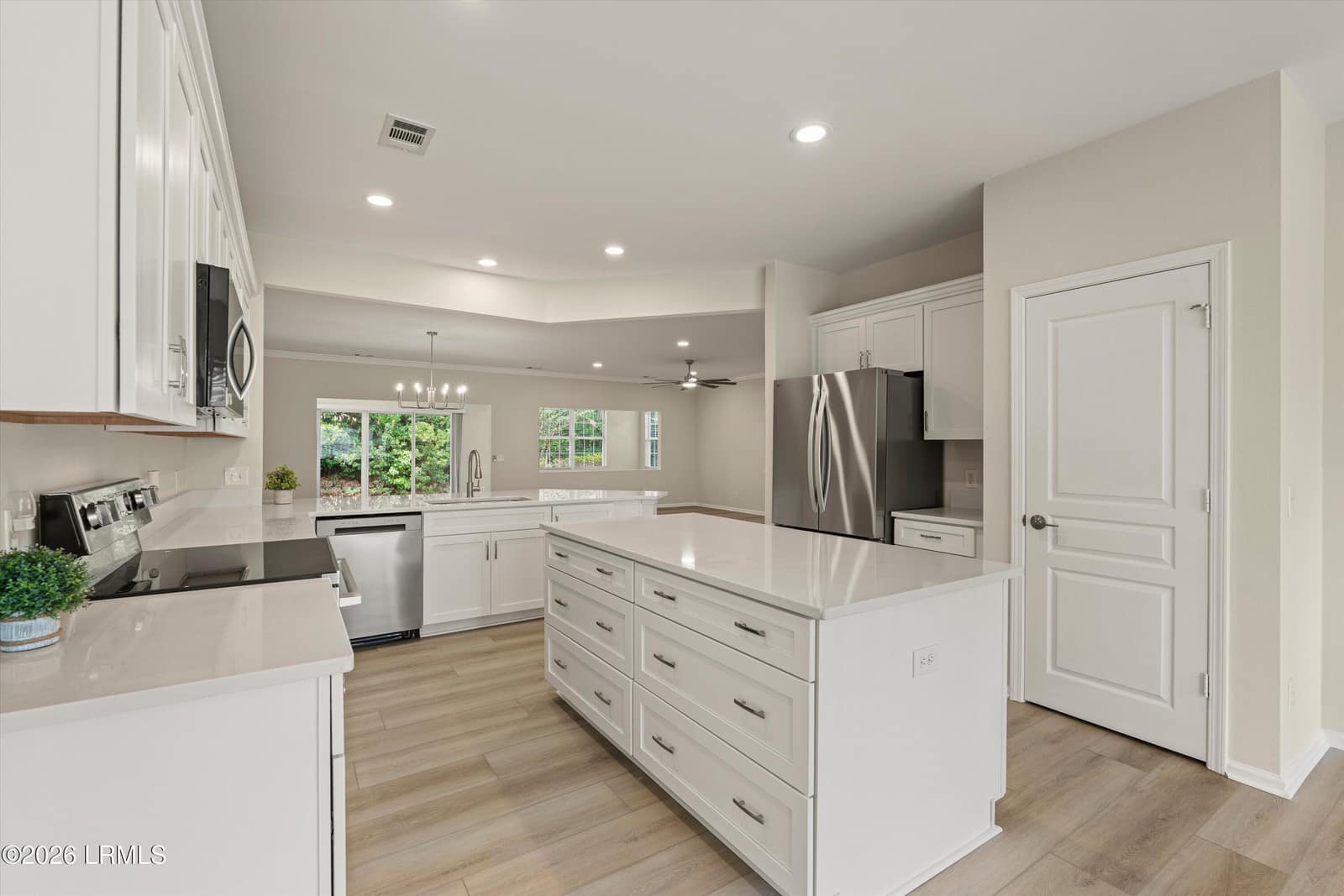 7 Clairborne Court, Bluffton, SC 29909 — photo 1 of 24