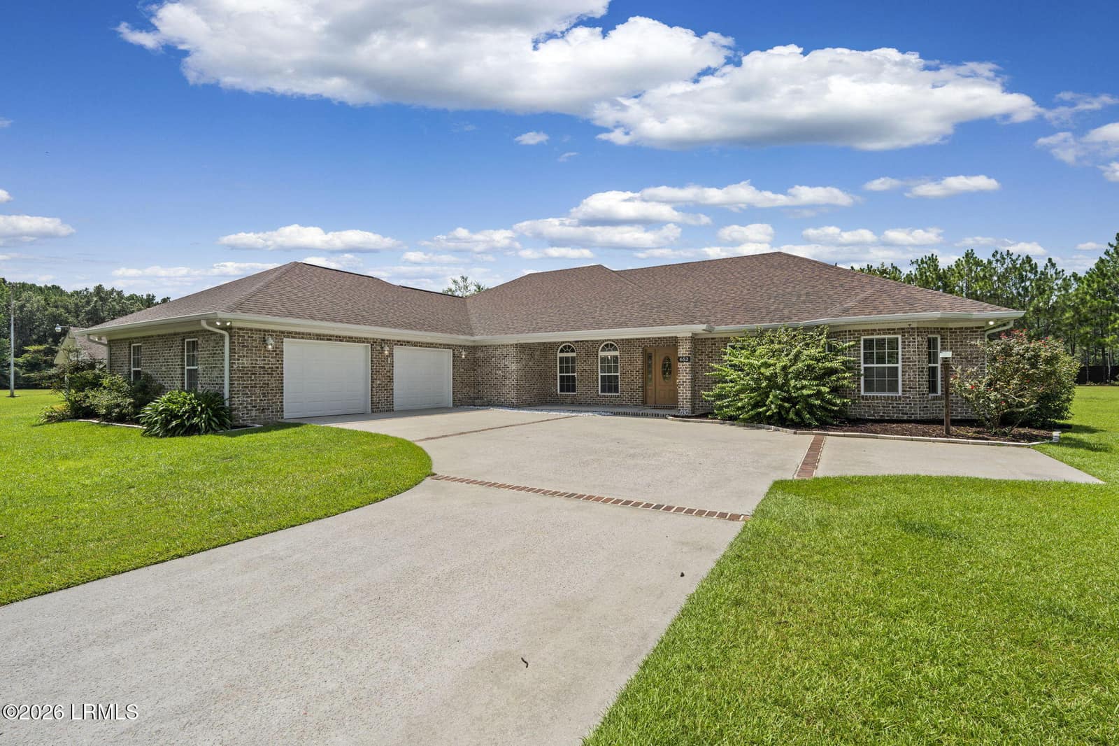 652 Tillman Road, Ridgeland, SC 29936 — photo 1 of 68