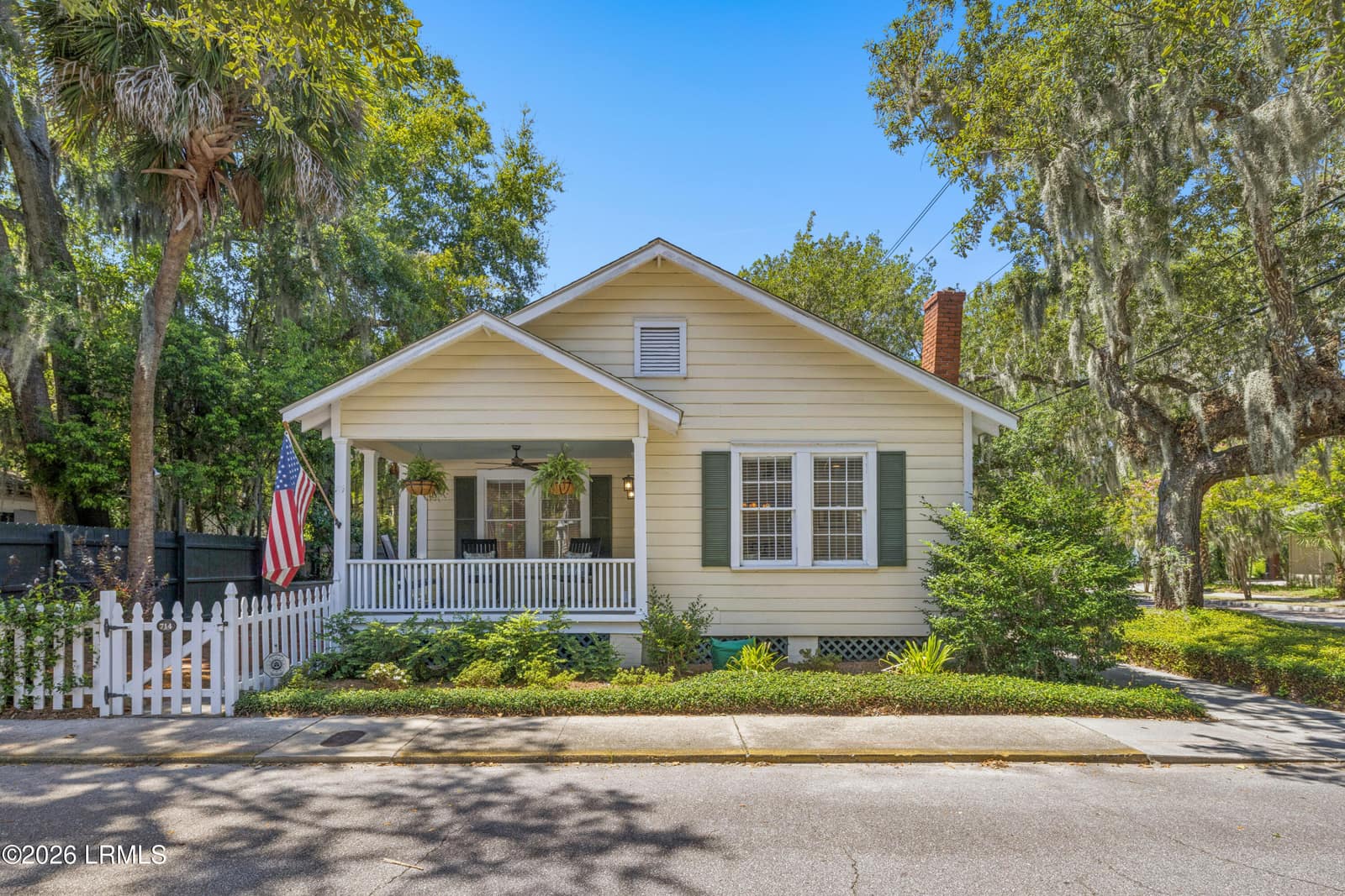714 Charles Street, Beaufort, SC 29902 — photo 1 of 68