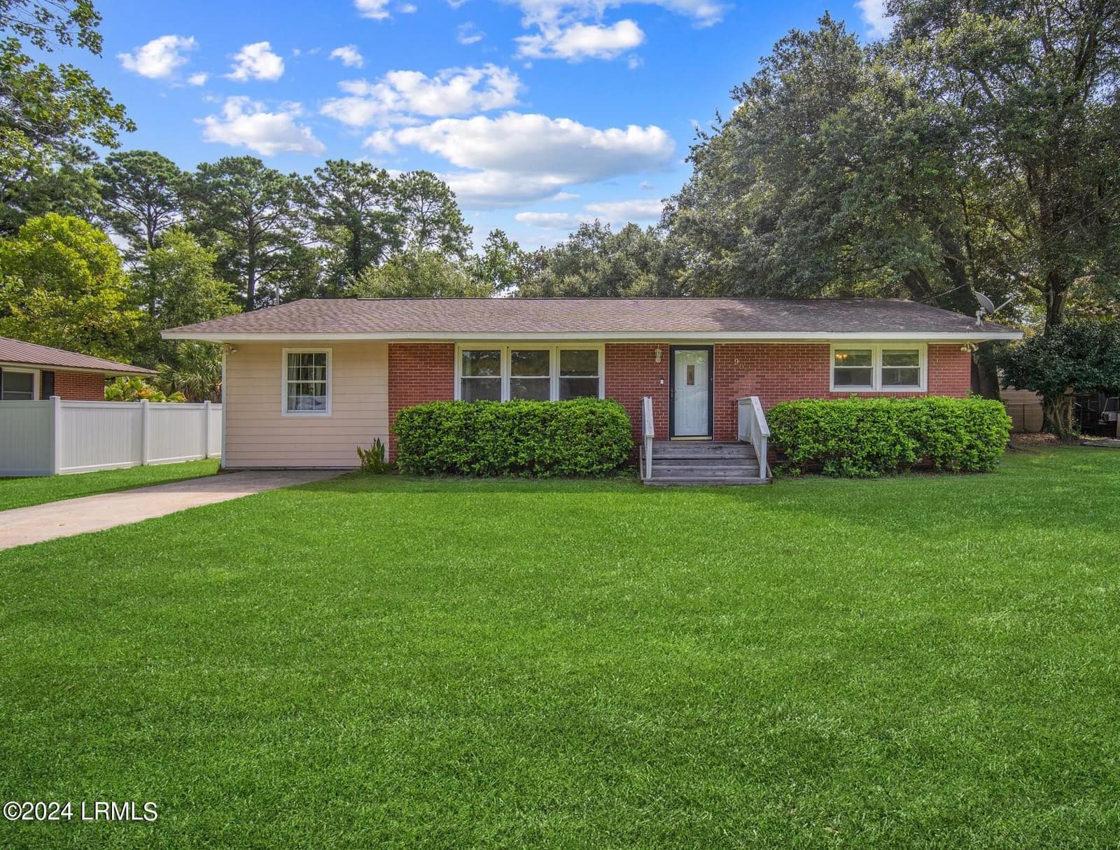 905 Mcteer Circle, Beaufort, SC 29902 — photo 1 of 18