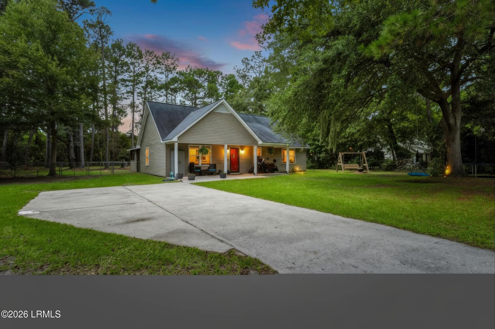 16 Hewlett Road, Beaufort, SC 29907 — photo 1 of 36