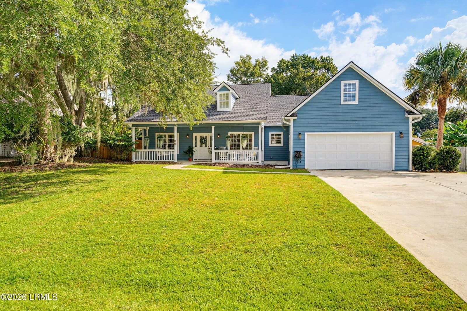 1040 Otter Circle, Beaufort, SC 29902 — photo 1 of 59