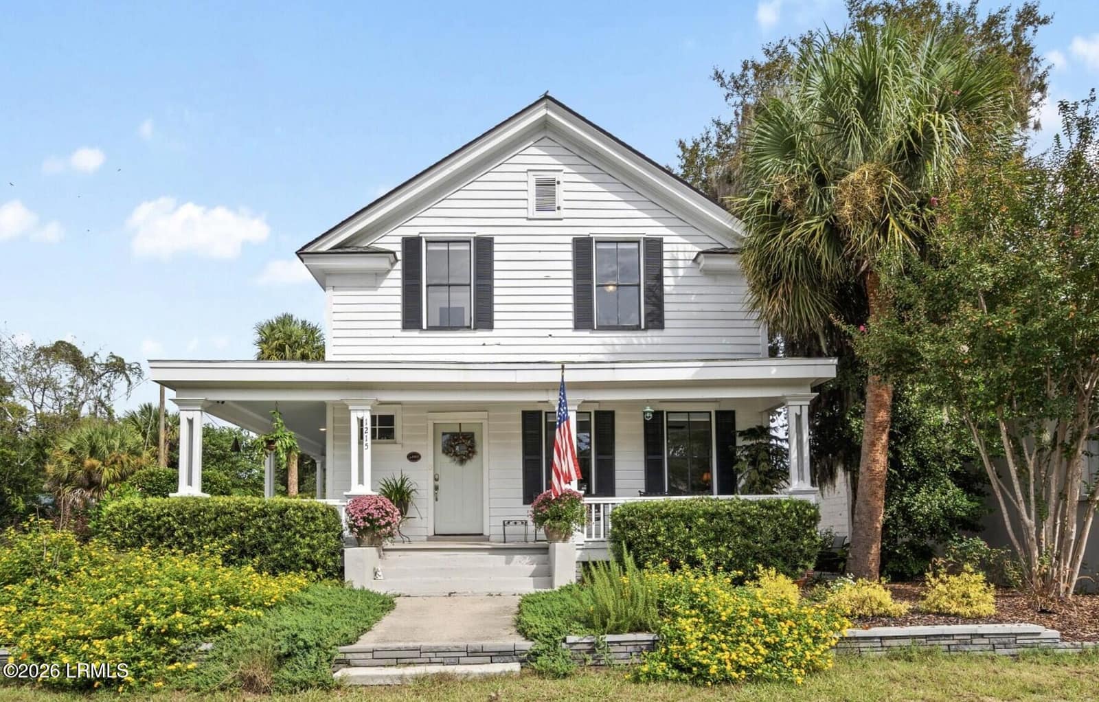 1215 Prince Street, Beaufort, SC 29902 — photo 1 of 50