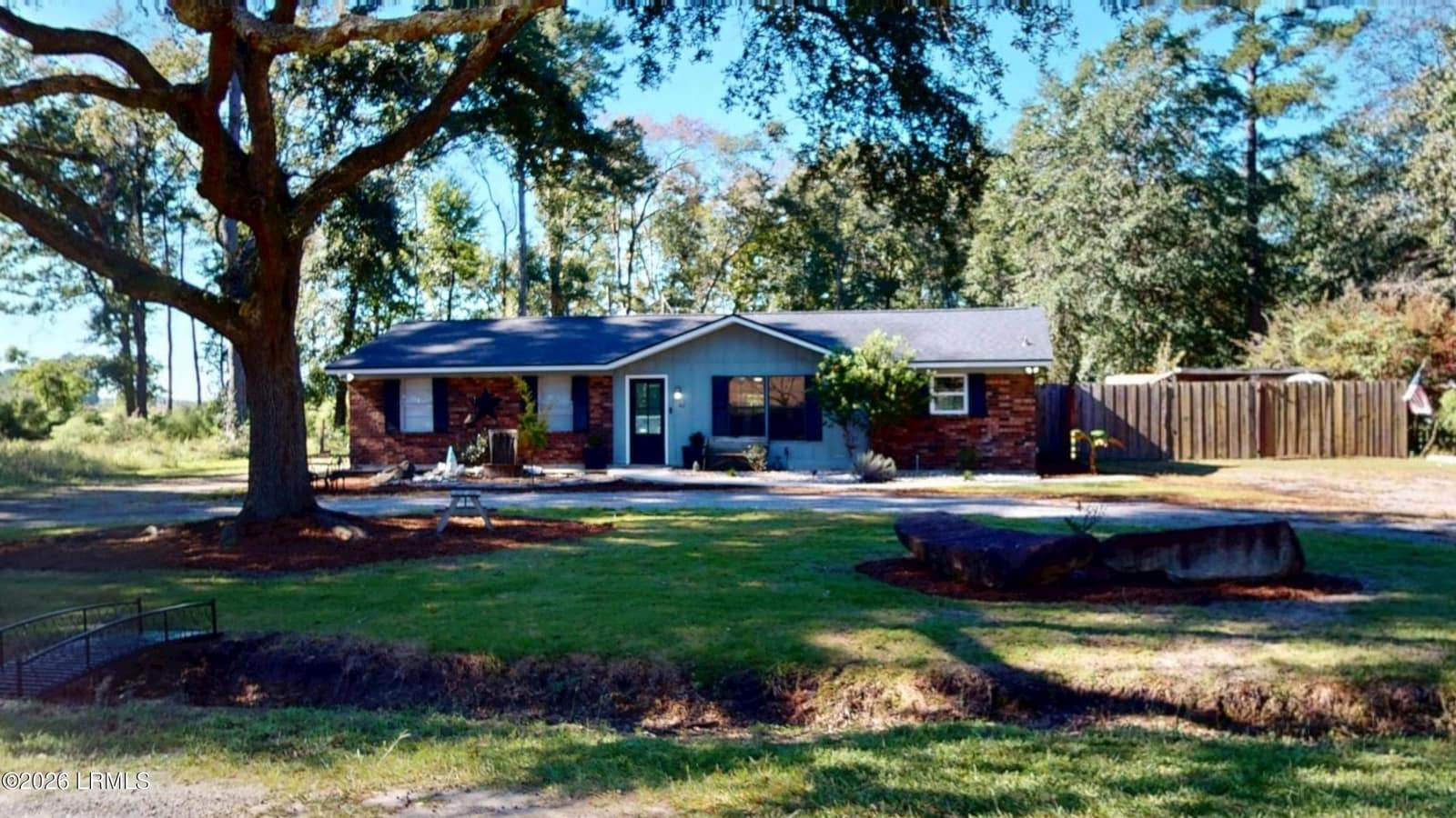 162 Dove Street, Ridgeland, SC 29936 — photo 1 of 21