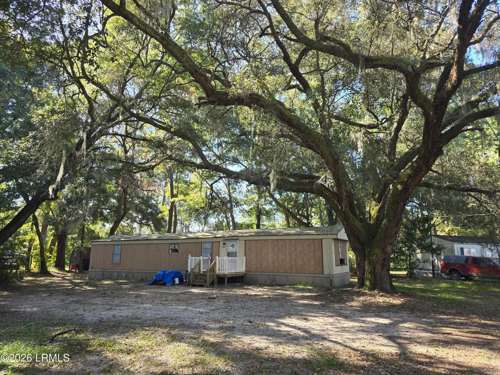 132 Bonaire Circle N, Beaufort, SC 29906 — photo 1 of 11