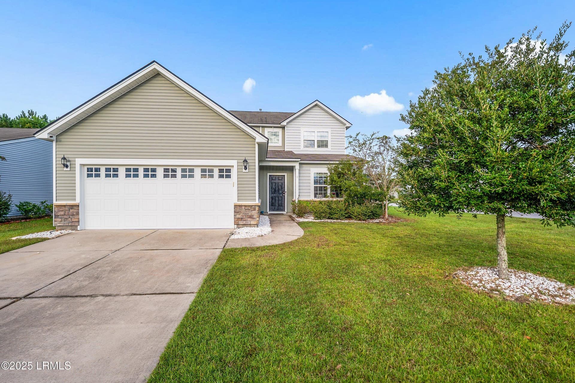 2 Keowee Lane, Beaufort, SC 29906 — photo 1 of 23