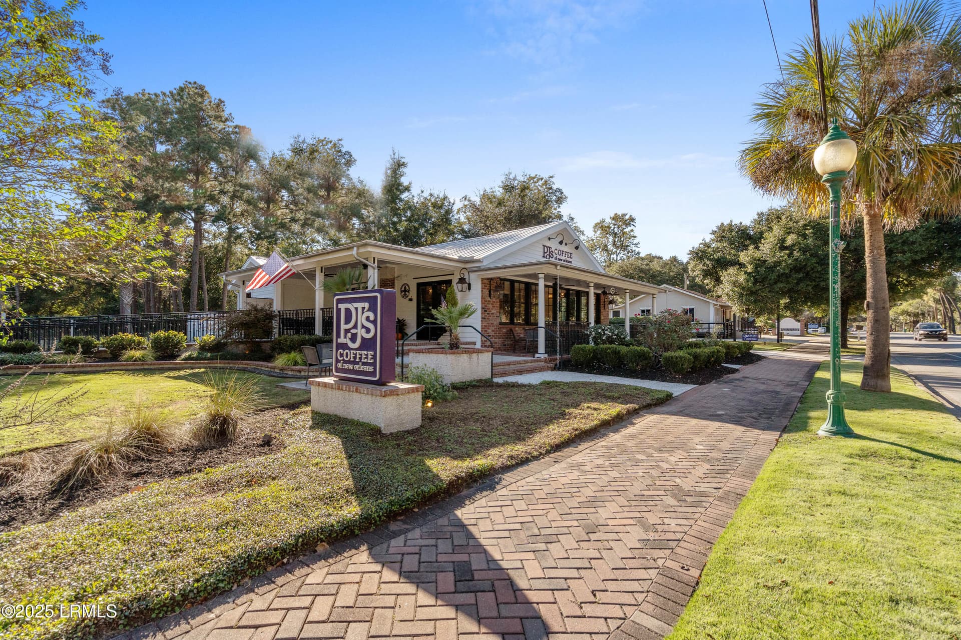 8026 E Main Street, Ridgeland, SC 29936 — photo 1 of 65