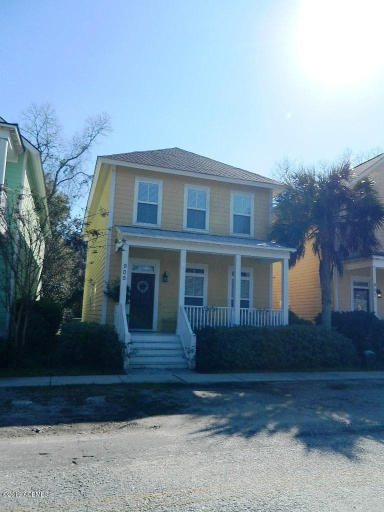 905 12th Street, Port Royal, SC 29935 — photo 1 of 31