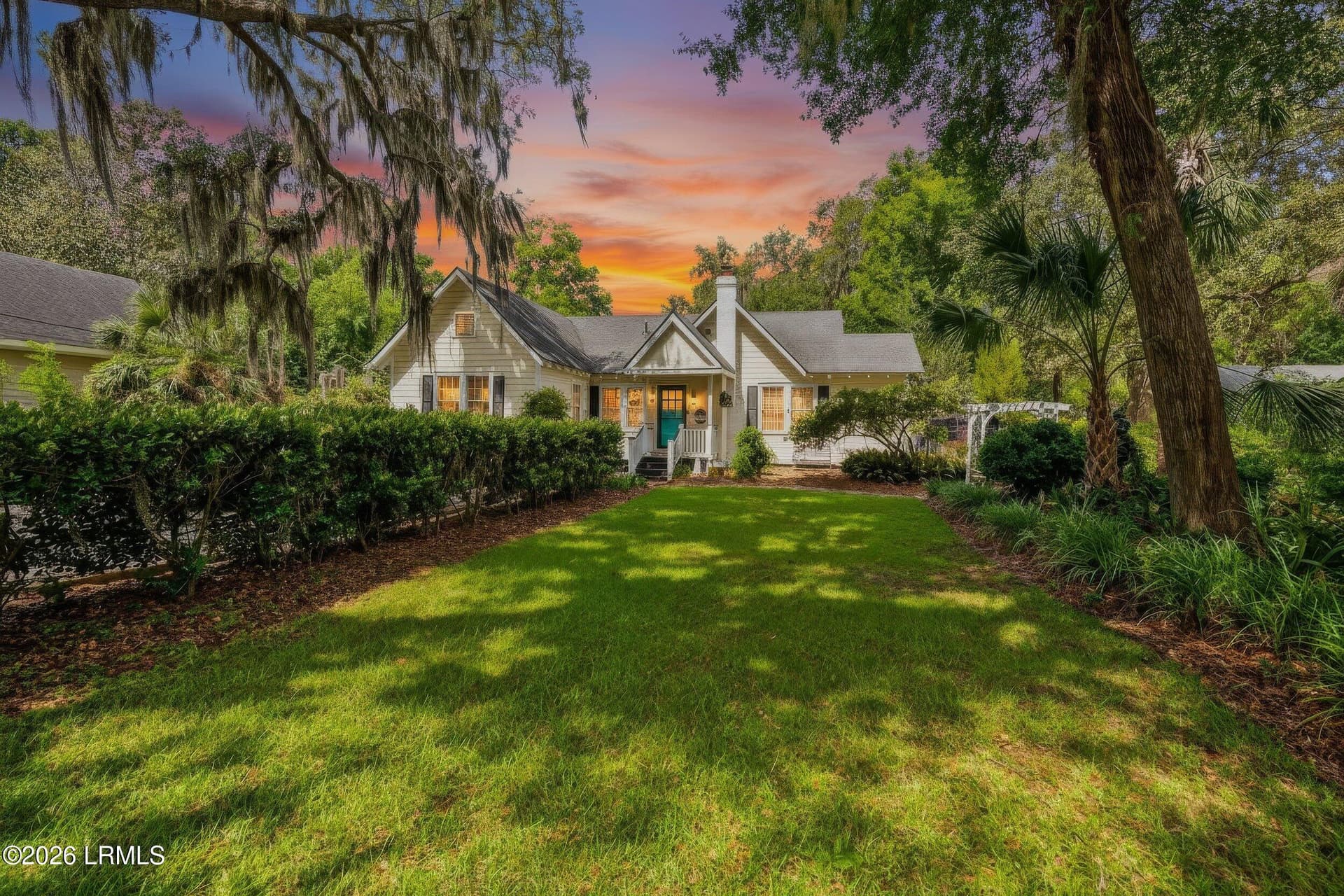 510 Ribaut Road, Beaufort, SC 29902 — photo 1 of 77