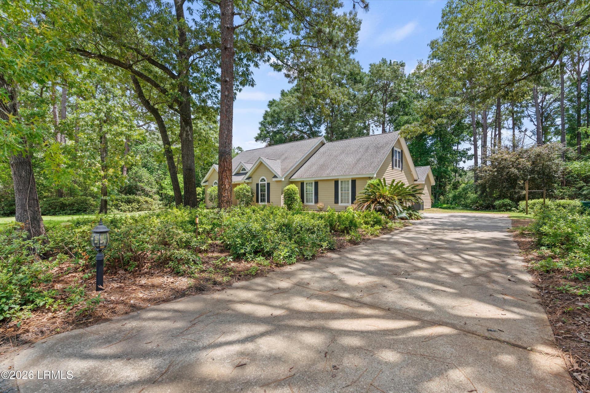 130 Francis Marion Circle, Beaufort, SC 29907 — photo 1 of 36