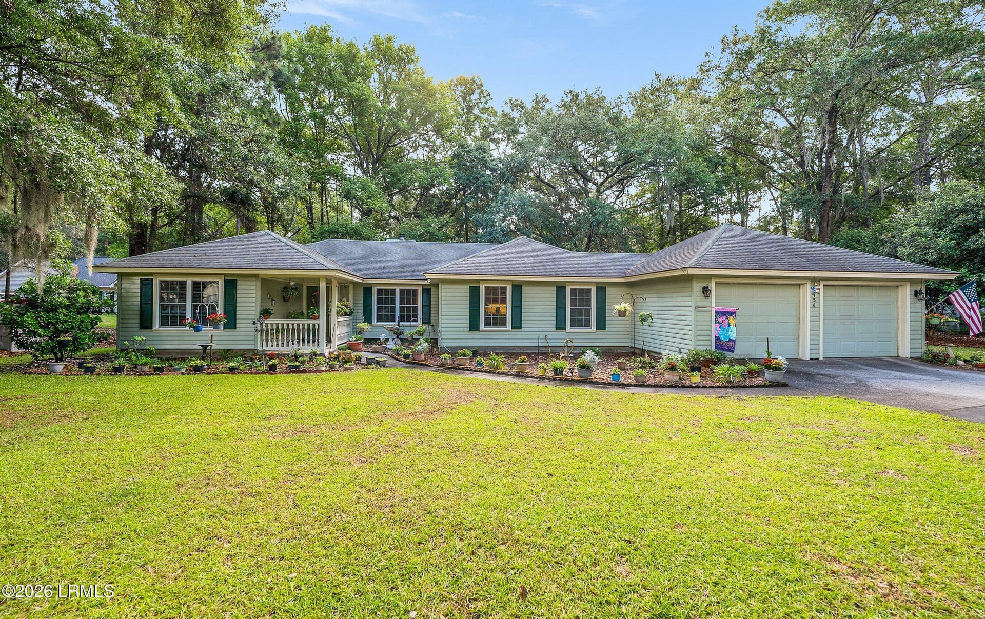 156 Middle Road, Beaufort, SC 29907 — photo 1 of 35