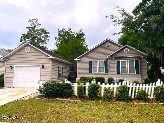 6 Stono Court, Beaufort, SC 29902 — photo 1 of 25