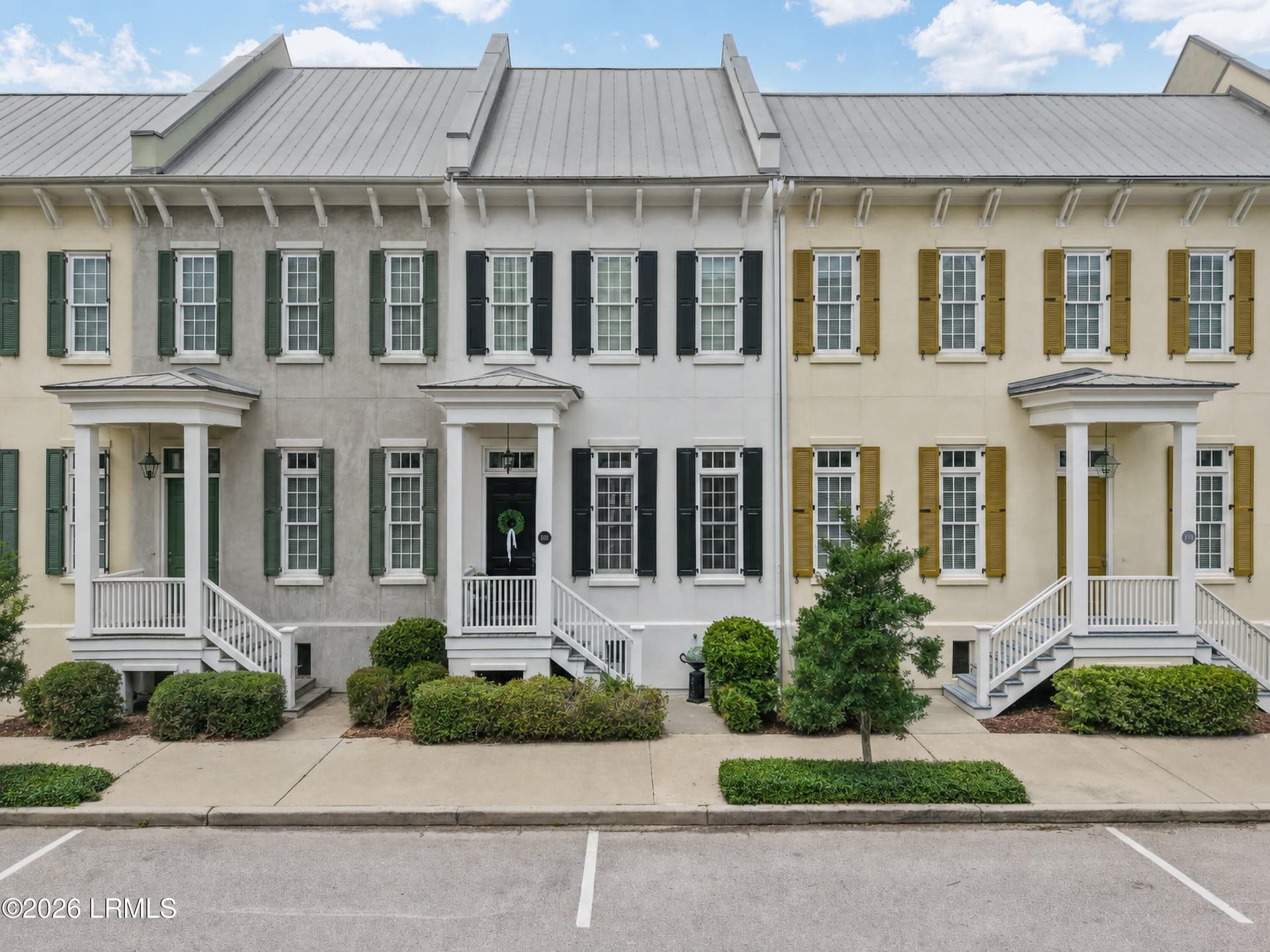 14 Assembly Row B, Beaufort, SC 29906 — photo 1 of 50