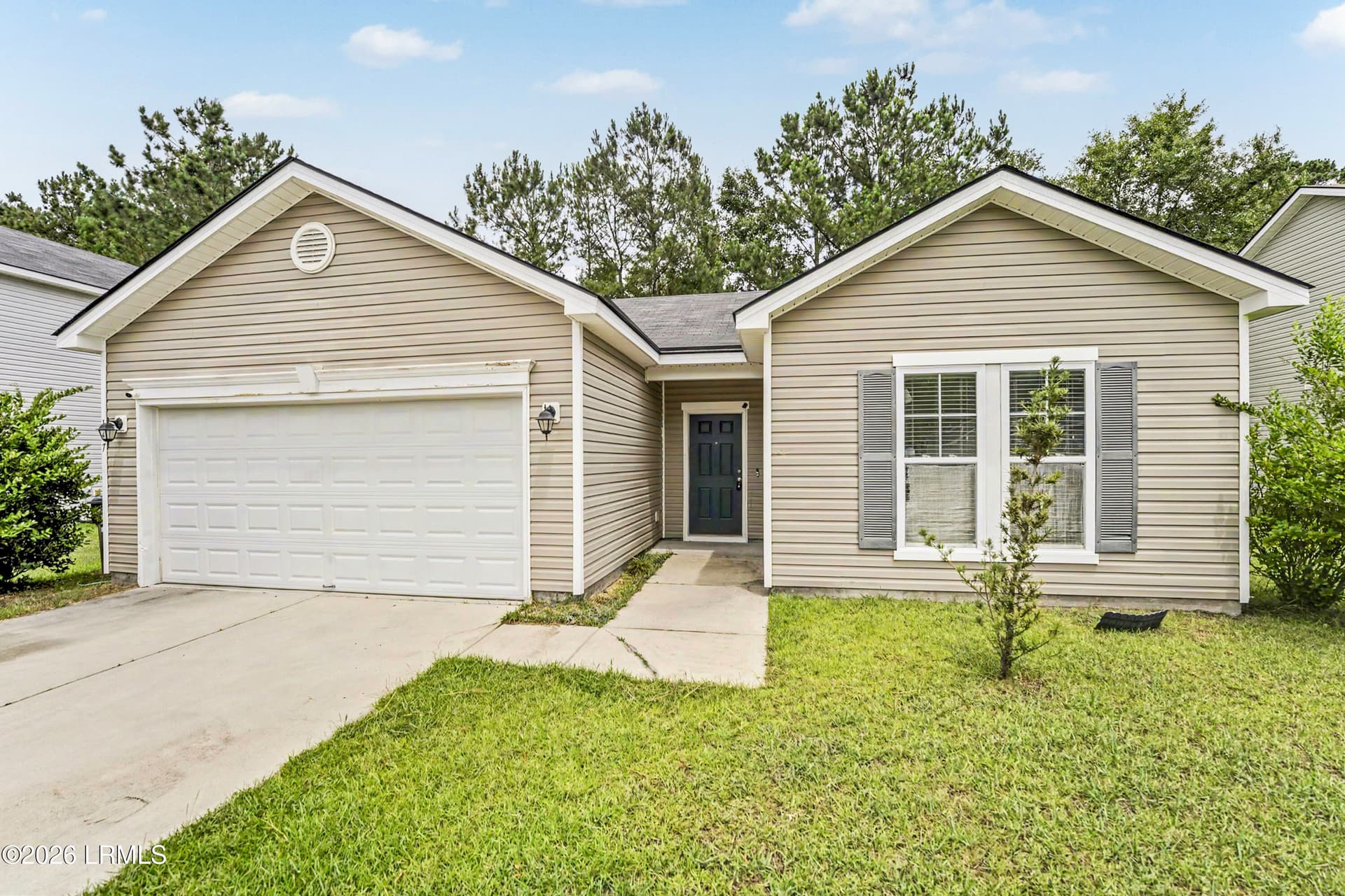 147 Okatie Park Circle E, Ridgeland, SC 29936 — photo 1 of 35