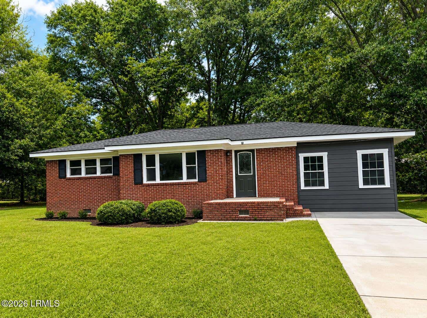 399 Byrd Street S, Fairfax, SC 29827 — listing photo