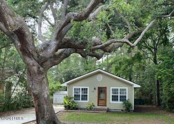 418 Meritta Avenue, Beaufort, SC 29902 — listing photo