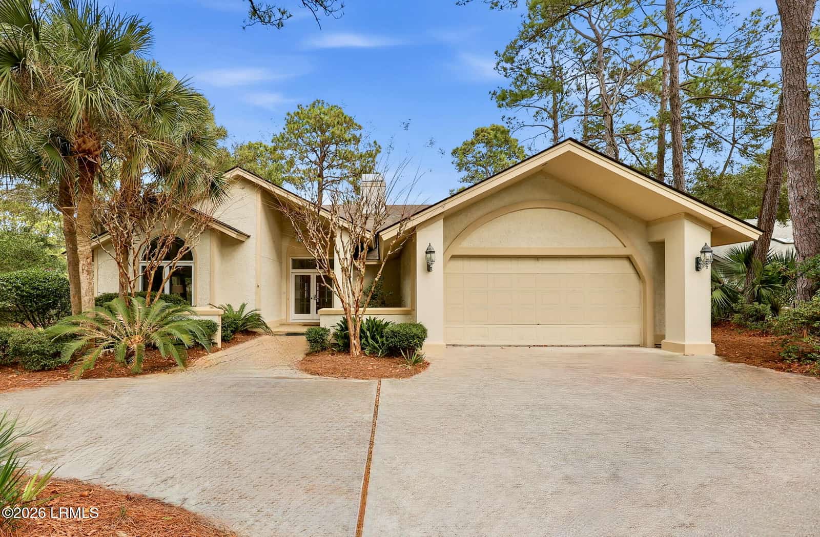 10 Off Shore Drive, Hilton Head Island, SC 29928 — listing photo